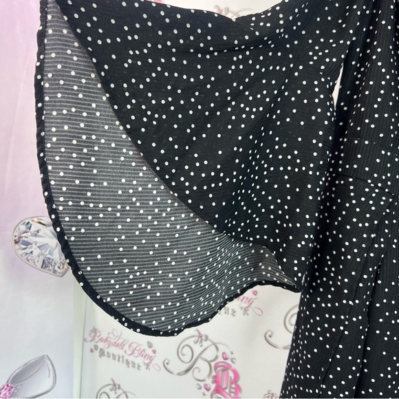 Showpo dress bell bottom sleeve dots Black and White Polka Dot Long Sleeve Dress - Picture 4 of 16